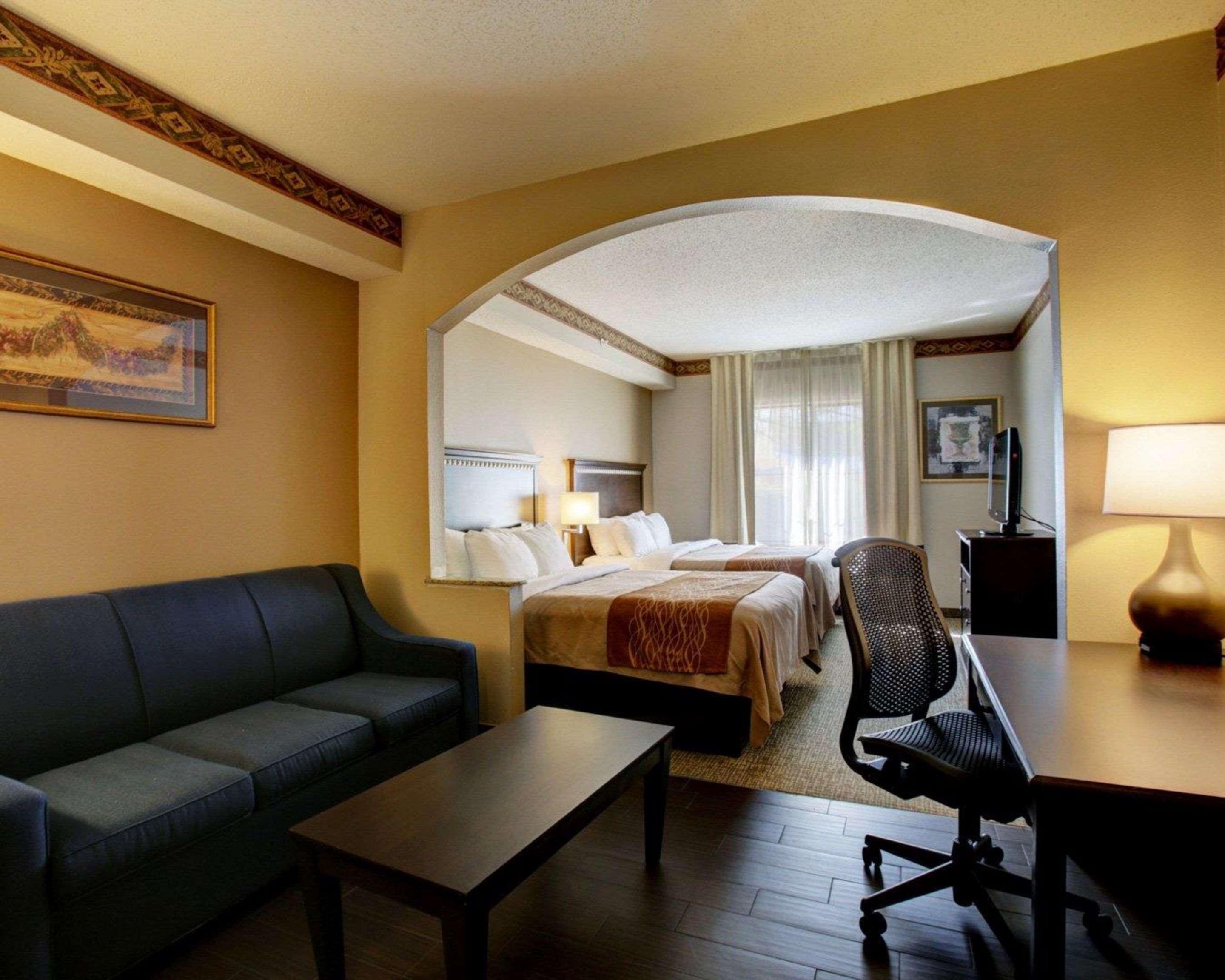 Comfort Inn & Suites Seguin Esterno foto