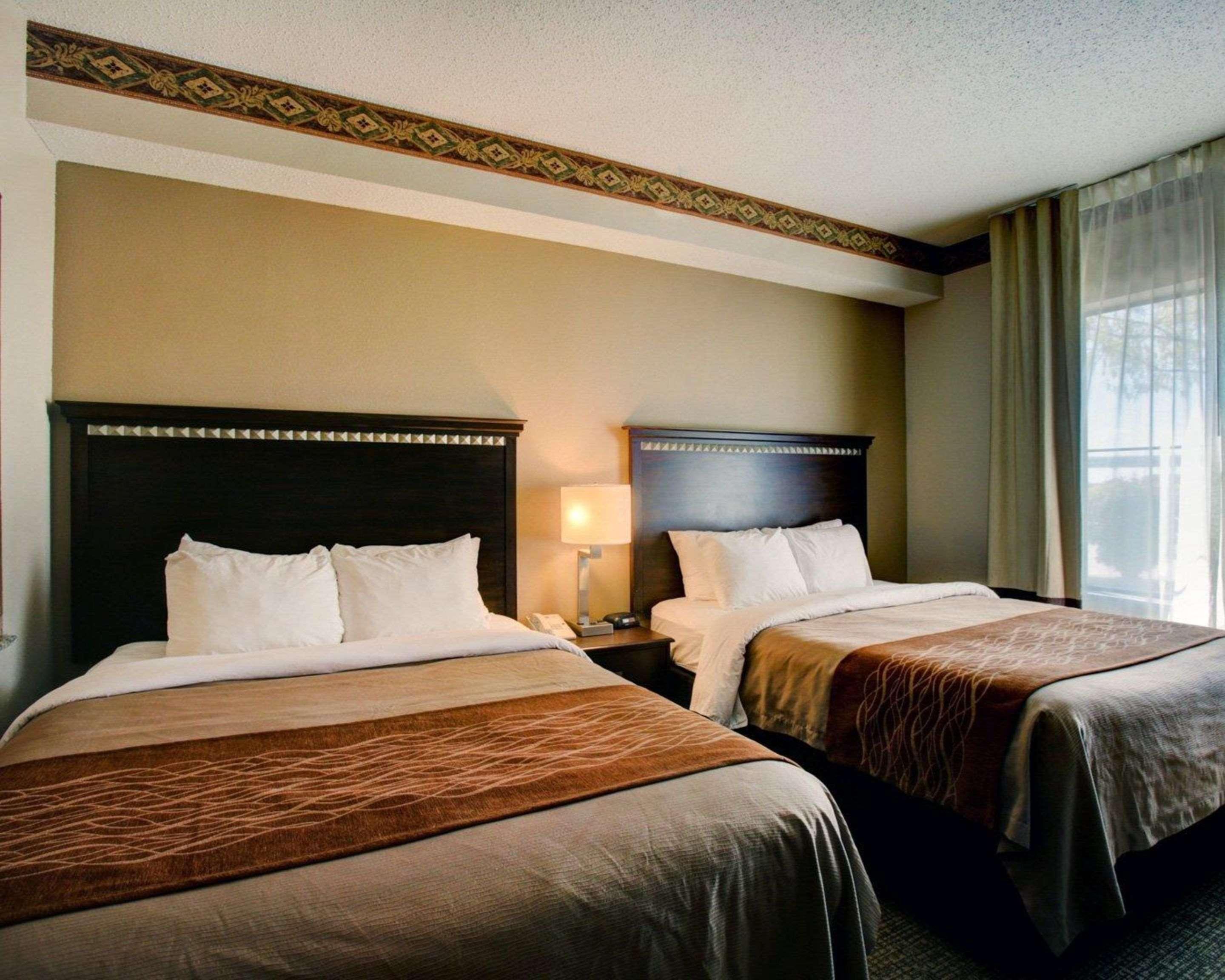 Comfort Inn & Suites Seguin Esterno foto