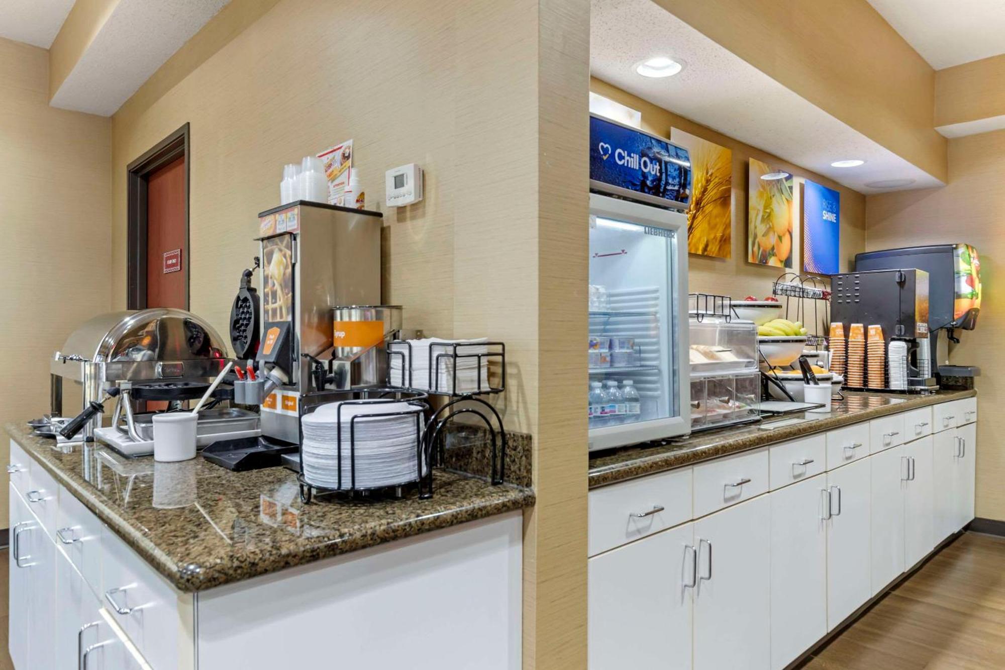 Comfort Inn & Suites Seguin Esterno foto