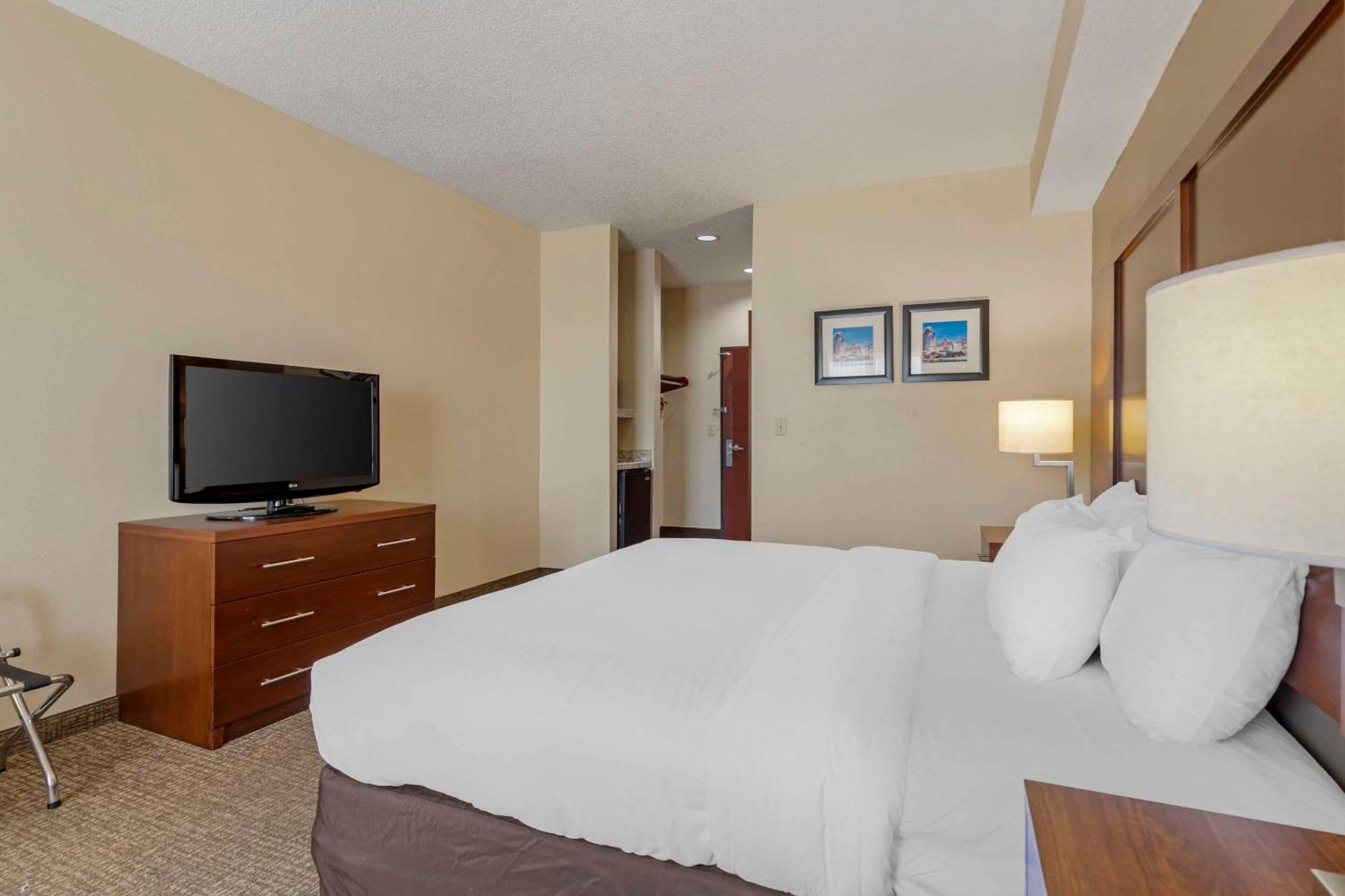Comfort Inn & Suites Seguin Esterno foto