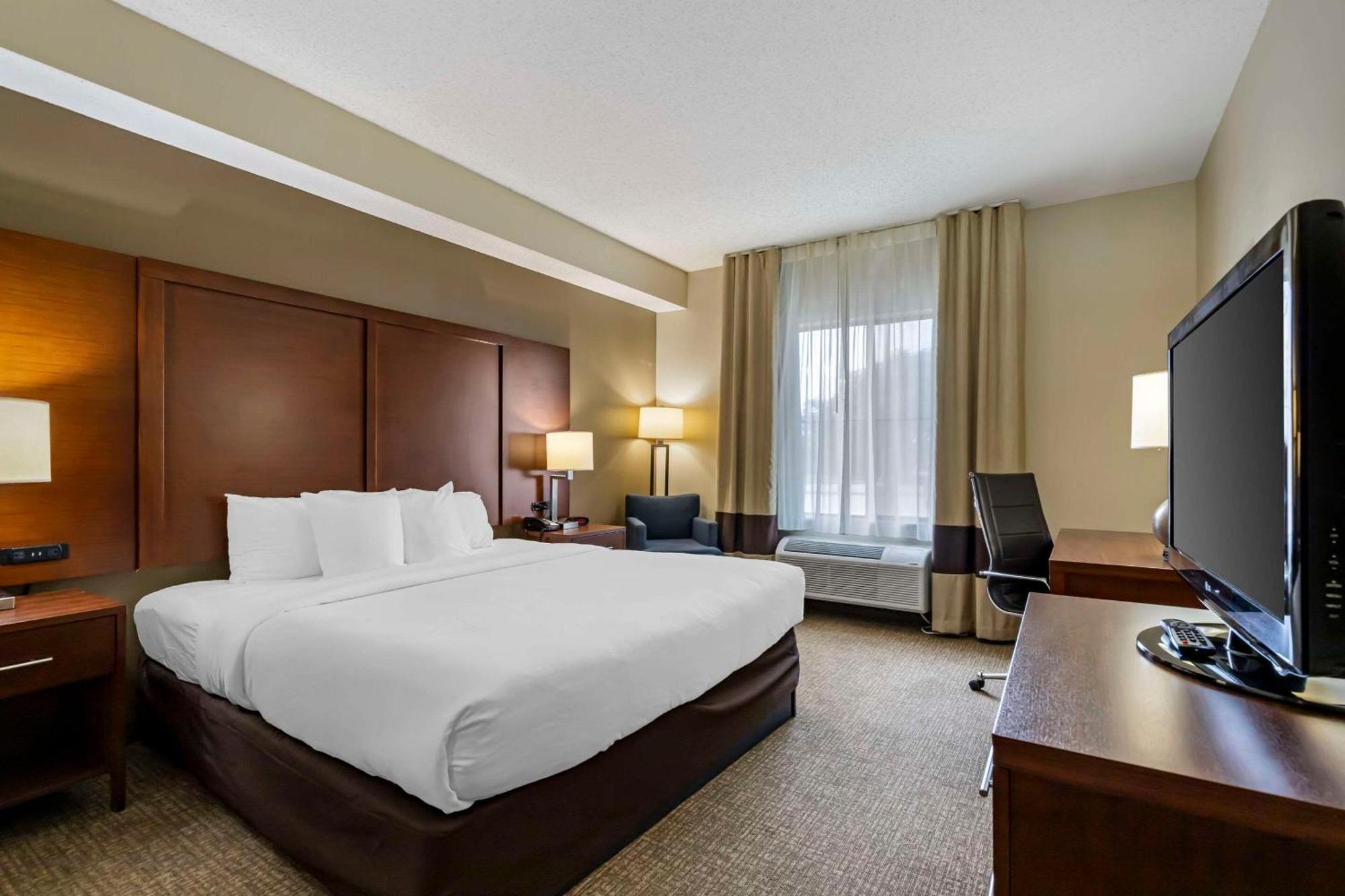 Comfort Inn & Suites Seguin Esterno foto